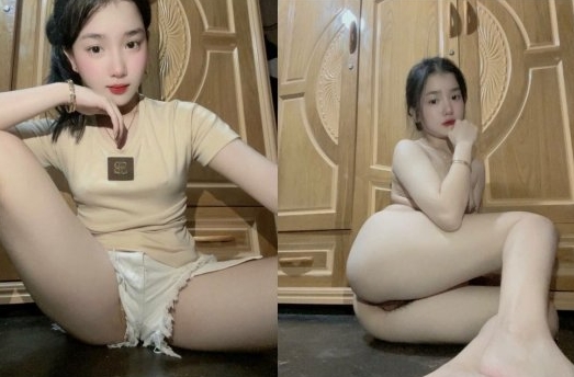 Mahasiswi Goyang Buat Teman Kuliah Sampai Hampir Patah